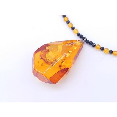 本琥珀 ネックレス バルティックアンバー グリッター 上品 レモン 華やか フォーマル リトアニア産　(N-212)の画像