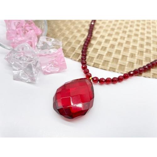 本琥珀 ネックレス 深紅 レッドアンバー 贅沢 天然 透明感 上品 ギフト 天然素材（N-263）の画像