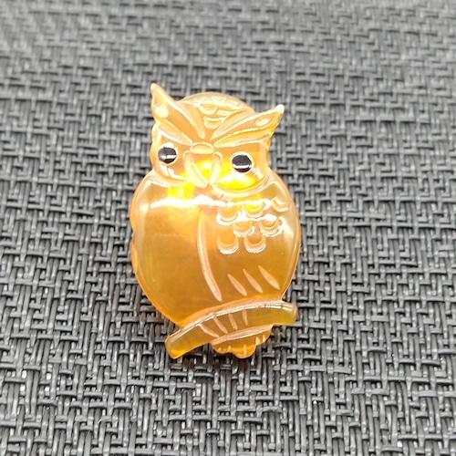 本べっ甲 ピンブローチ 白甲 ふくろう かわいい (pb-022)の画像