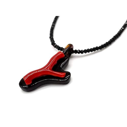 本べっ甲 ペンダント 赤口 珊瑚 シンプル 黒甲 光沢 モダン 大人可愛い お洒落 一品 上品 リーズナブル（pe-248）の画像