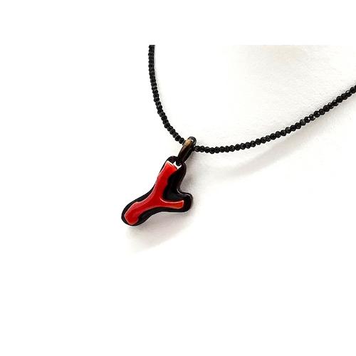 本べっ甲 ペンダント 赤口 珊瑚 シンプル 黒甲 光沢 モダン 大人可愛い お洒落 一品 上品 リーズナブル（pe-248）の画像