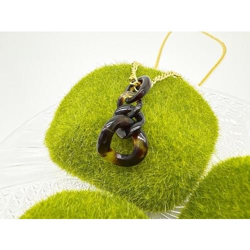 本べっ甲ペンダント （pe-336） バラフ 天然素材 丸喜平 職人 上品 艶 軽量の画像