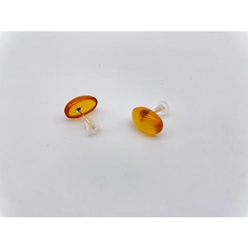 本べっ甲 ピアス たまご型 白甲 大人可愛い シンプル プチピアス 贅沢 プレゼント 艶感（pi-191）の画像