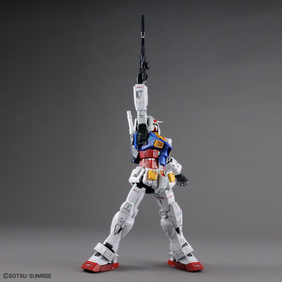 PG UNLEASHED 1/60 RX-78-2 ガンダム プラモデ PG UNLEASHED 1/60 RX-78-2 ガンダム【機動戦士ガンダム】 バンダイ