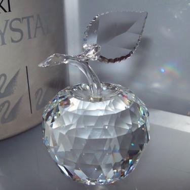 美品✨廃盤品✨ スワロフスキー フラワー クリスタル フィギュリン インテリア スワロフスキー Swarovski 1996年 廃盤品 『リンゴ』 160796