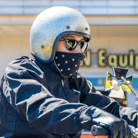 ムーンアイズ ネックウォーマー メンズ マスク バイク フリース マフラー おしゃれ 自転車 アメカジ アメリカ アメリカン Mooneyes Iron Cross ネックウォーマー Ar Fm0bk Mon U S Junkyard 通販 Yahoo ショッピング