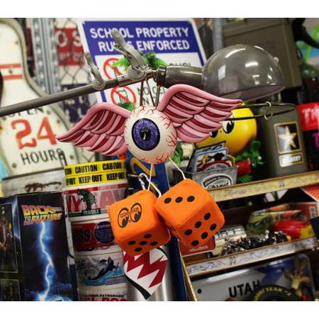 ムーンアイズ ファジーダイス サイコロ ダイス カーアクセサリー ルームミラー 飾り 車 ハンギングファジーダイス おしゃれ ホットロッド アメリカ Mooneyes Ca Mg878 Mon U S Junkyard 通販 Yahoo ショッピング