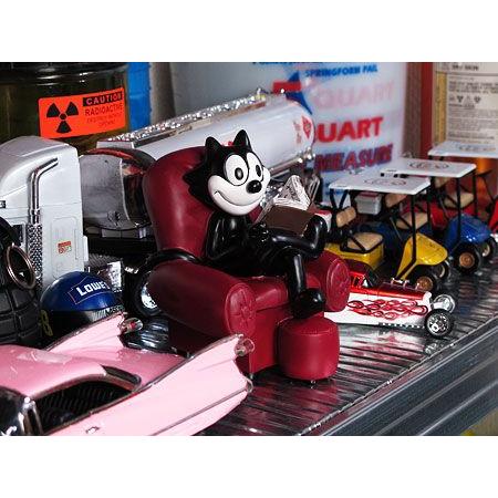 フェリックス ソファ 灰皿 小物入れ フィリックス ザ キャット フィギュア フィリックス・ザ・キャット ソファー灰皿 – ROBOTROBOT
