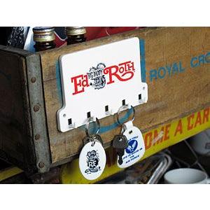 RATFINK フックボード　木製ボード　ラットフィンク　レア RAT FINK ラットフィンク（RAT FINK）ミニキーフックボード メール便