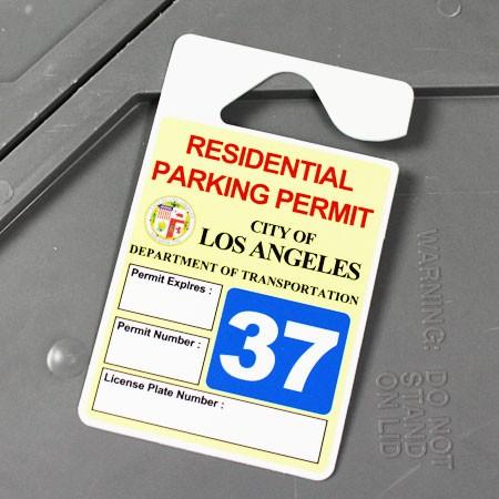 た　US製【 Parking Permit】8枚＠パーミット送料無料 パーキングパーミットタグ カー用品 ルームミラー 飾り PARKING PERMIT