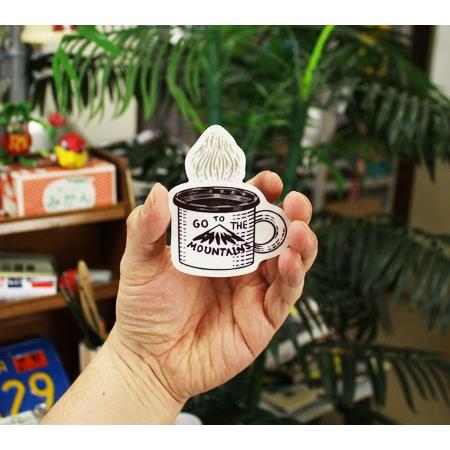 ステッカー アウトドア アメリカン おしゃれ スーツケース 車 バイク かっこいい キャンプ マグカップ To The North Decals Mug Sc Ttn009 Ahd U S Junkyard 通販 Yahoo ショッピング