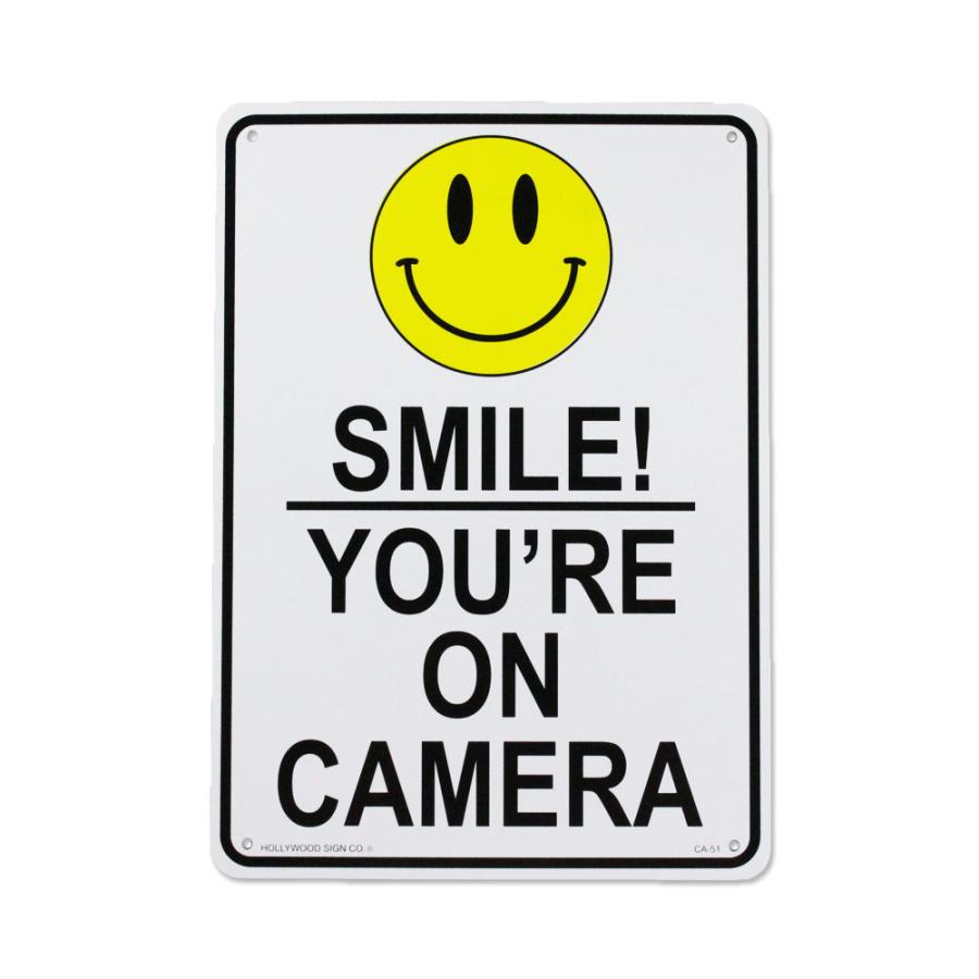 サインプレート サインボード セキュリティ 監視カメラ 防犯 看板 案内板 表示板 インテリア 雑貨 おしゃれ 壁 アメリカ Smile Sp Ca51 Sho U S Junkyard 通販 Yahoo ショッピング