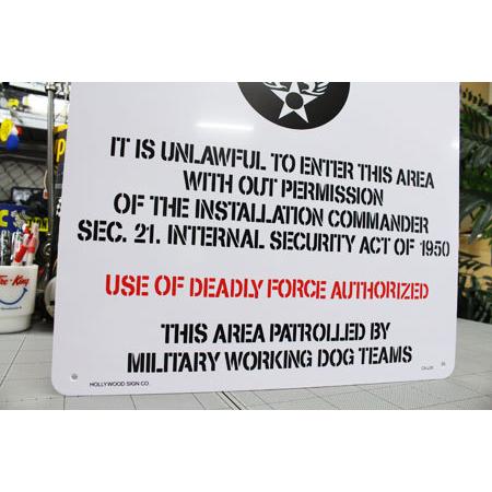 サインプレート サインボード 立入禁止区域 ミリタリー アメリカ空軍