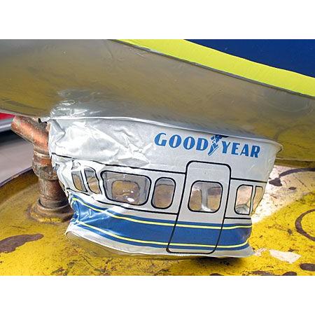 新品未開封　GOODYEAR グッドイヤー バルーン 飛行船 ガレージ　アメ車 新品未開封 GOODYEAR グッドイヤー バルーン 飛行船 ガレージ