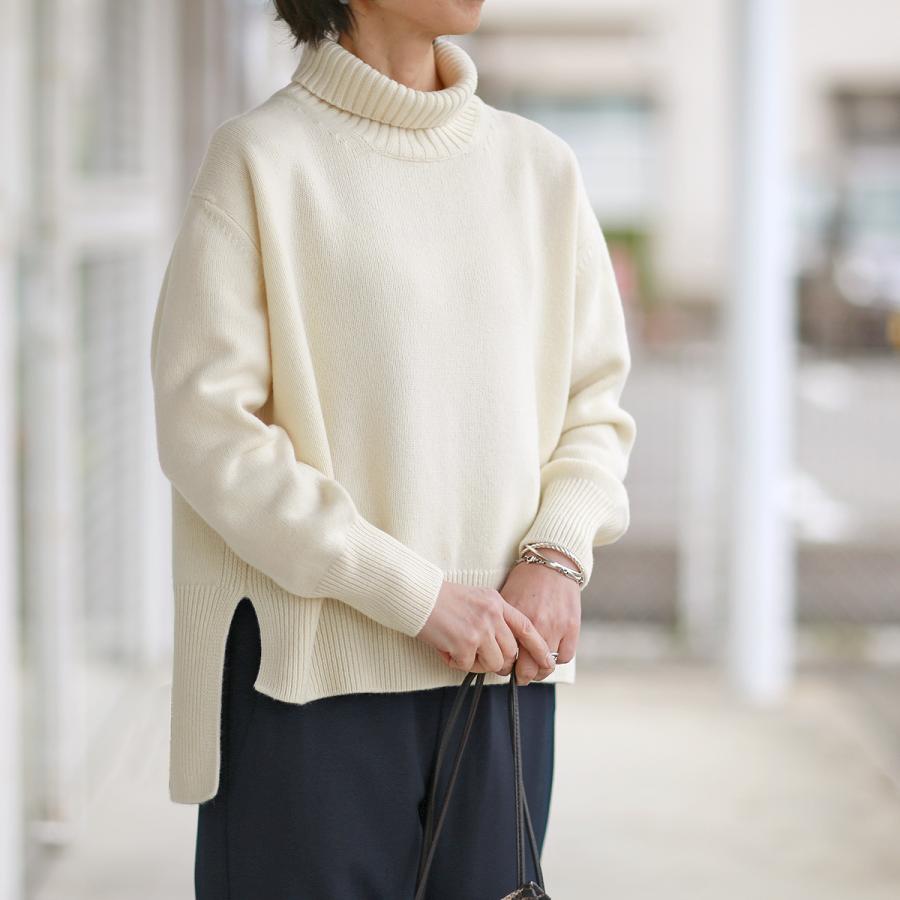 【美品】 ADAWAS アダワズ ニット プルオーバー セーター タートルネック ADAWAS（アダワズ） (アダワス) ウール＆カシミア モックネック ニット