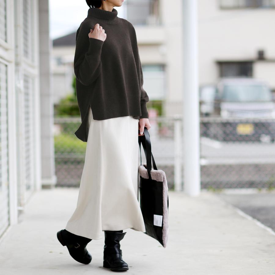 新品　定価3万　ADAWAS アダワス　ハイネック　長袖ニット　ライトベージュ 新品 定価3万 ADAWAS アダワス ハイネック 長袖ニット ライトベージュ