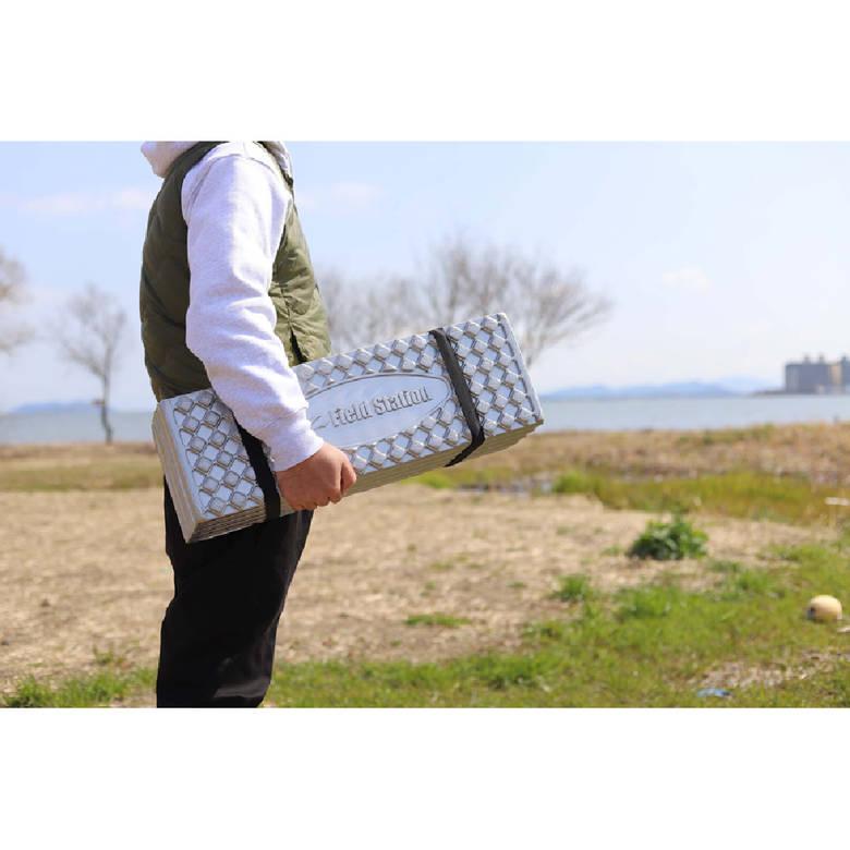 レジャーシート 厚手 大判 防災グッズ 車中泊 600×1800 折り畳み