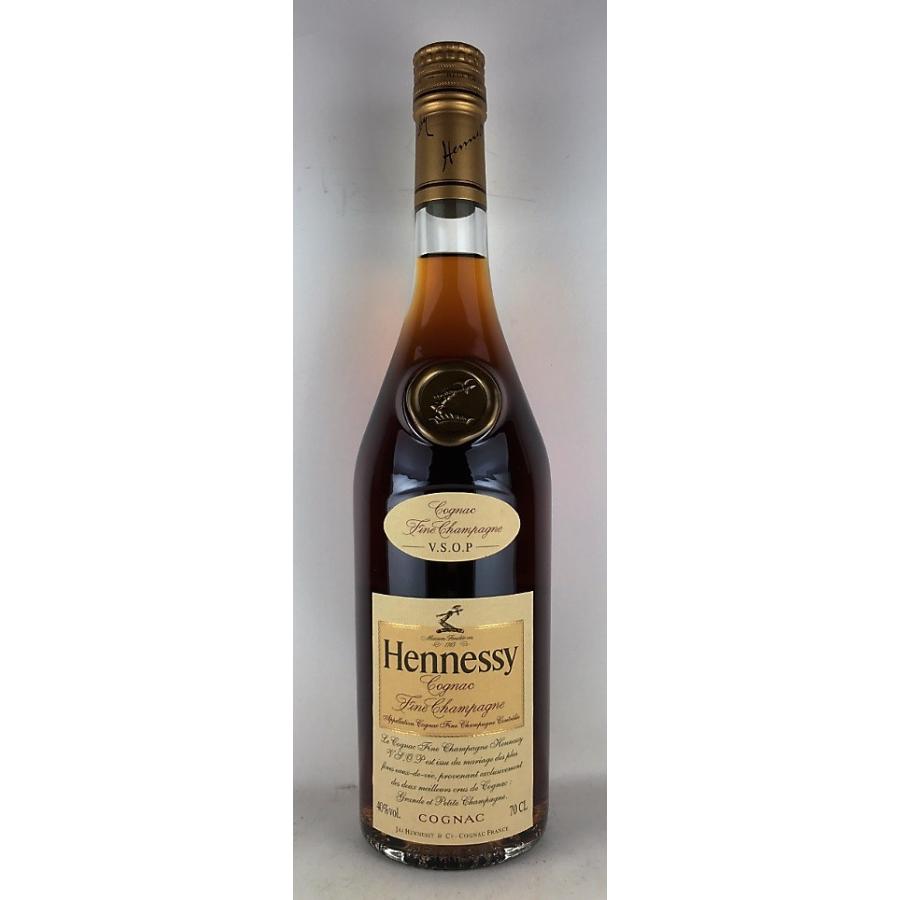 ヘネシー VSOP 700ml 40度 正規品 ブランデー : プラット ヘネシー VSOP 700ml 40度 正規品 ブランデー : プラット