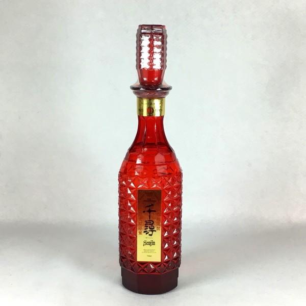 送料無料 芋焼酎 千尋 紅ボトル 化粧箱入り 750ml いも焼酎 薩摩酒造