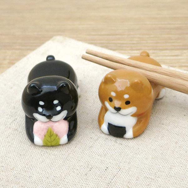 箸置き レスト カトラリー 柴犬 動物 陶器 カフェ 可愛い シンプル モダン 茶 黒 Decole デコレ 食いしん坊お箸置き 000 438 Coco Miel 通販 Yahoo ショッピング