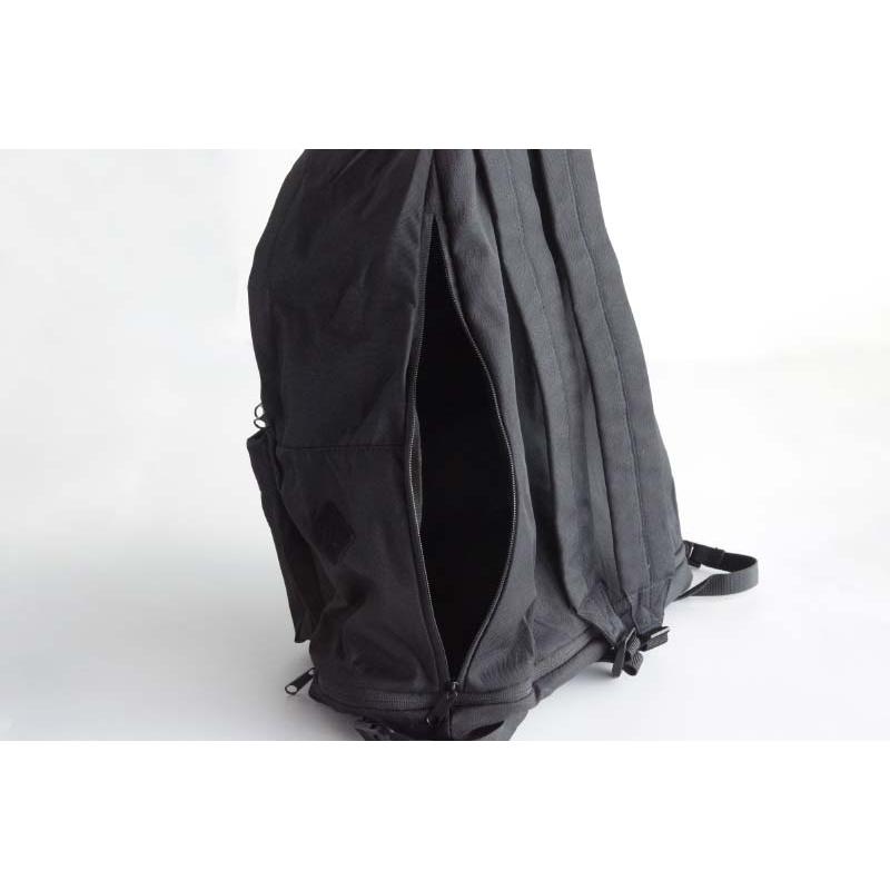 グローイング バックパック Growing Backpack instrumental インストゥルメンタル バッグ ブラック リュック