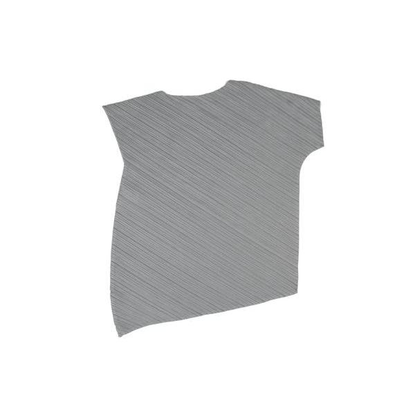 PLEATS PLEASE（プリーツ プリーズ） 箔プリントアシンメトリー