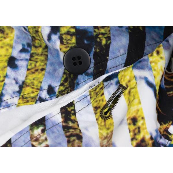 ISSEY MIYAKE グラフィックスカート ISSEY MIYAKE イッセイミヤケISSEY グラフィックボーダー