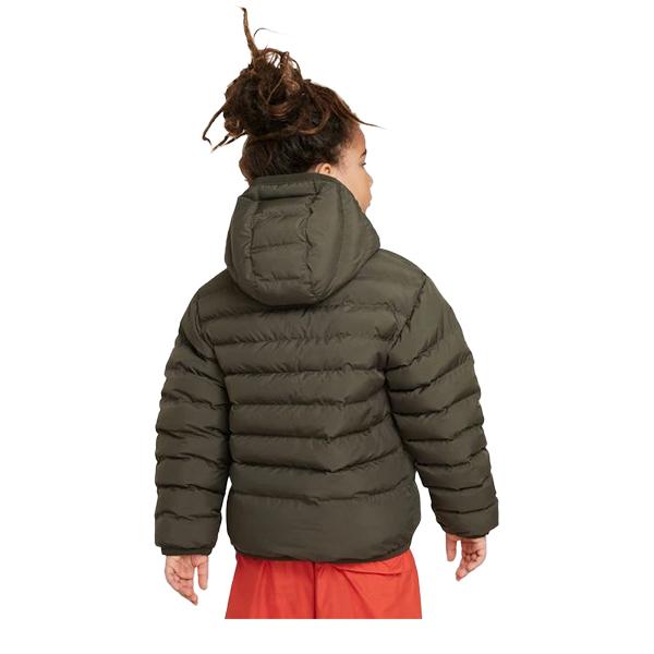 NIKE ナイキフーデッドアウター中綿　ジュニア150 Ｍルーズフィットデザイン NIKE ナイキフーデッドアウター中綿 キッズ150 Mルーズフィット