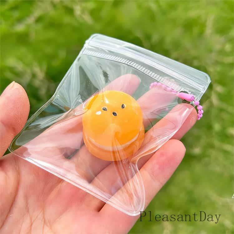 11個セット 水感スクイーズ キーホルダー ミニサイズ パン 食パン