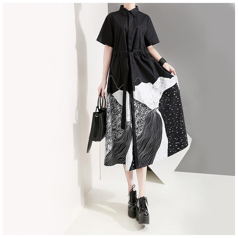 モード系 シャツワンピース 個性的 半袖 前開き ミモレ丈 膝丈 襟付き
