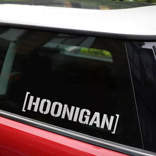 ビックサイズ59x10cm Hooniganステッカー白 フー二ガンステッカー Usaドリフトスタイル どんな車でも貼るだけでかっこいいhooniganスタイル Pb254 プレンヌ 通販 Yahoo ショッピング
