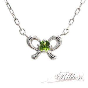 プラチナ プチネックレス リボン ペンダント ペリドット クリスマス ポイント消化
