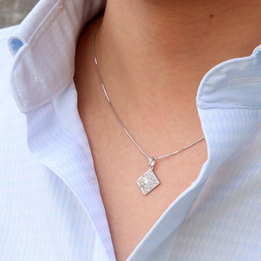 ほぼ未使用 メンズネックレス プラチナ おしゃれ 男性 彫り 洋彫り 洋唐草 アレキサンドライト 希少石 アクセサリー 【NAN2692912413】(96866円)