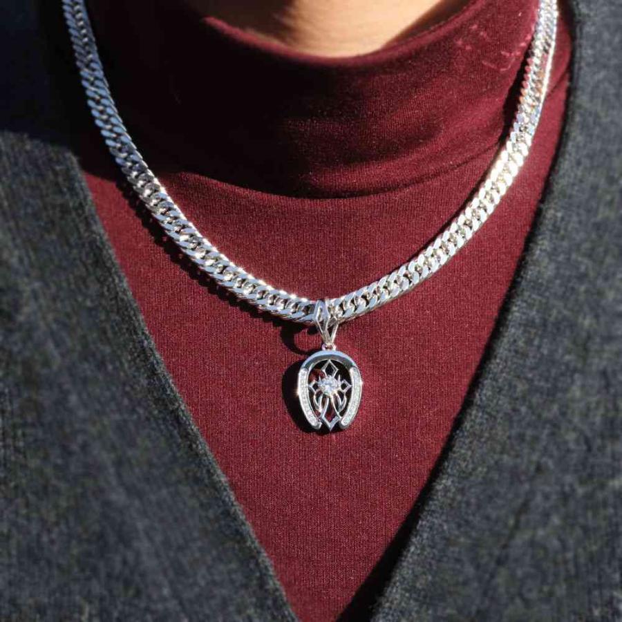 いま人気のアイテム ネックレス メンズ 馬蹄 ゴールド 18k 18金 ダイヤモンド カラーストーン