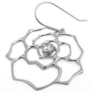 ダイヤモンド ピアス 薔薇 一粒 10金 ピアスの画像