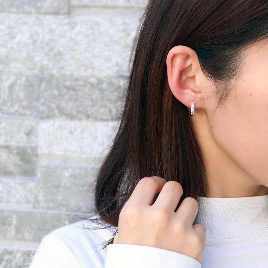 フープピアス 小さめ ピアス レディース ダイヤモンド 4月誕生石 両耳用 プラチナ 中折れ式の画像