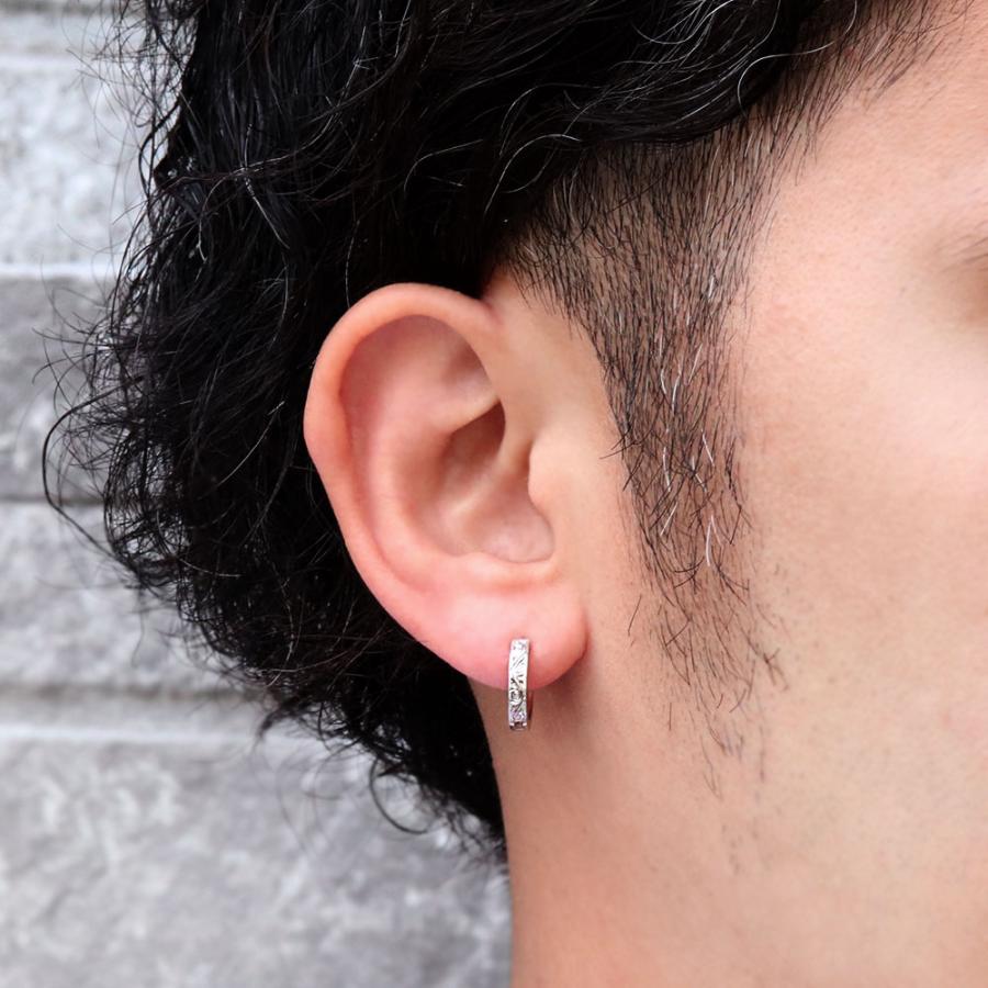18金 ピアス メンズ フープピアス 片耳 中折れ 18k ゴールド 彫り