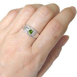 【値段交渉可：送料込】 プラチナ ペリドット リング 一粒 指輪 クリスマス ポイント消化 【JS2503554910】(90059円)