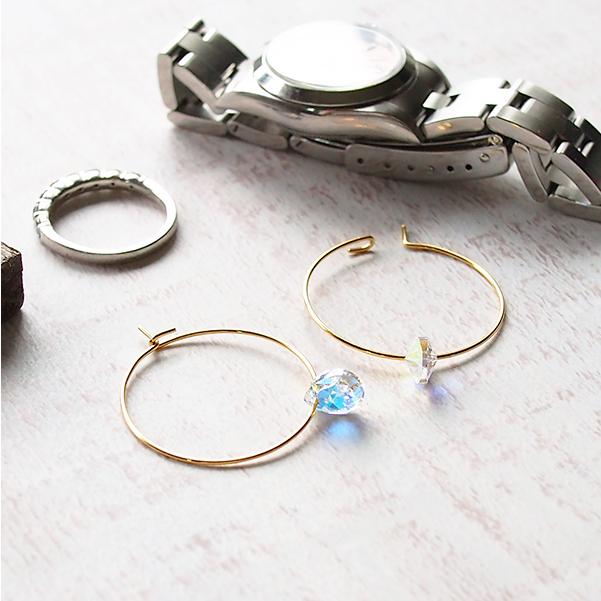 Swarovski フープピアス クリスタル付き Dextera フープピアス, 小, ブラック, ルテニウム・プレー