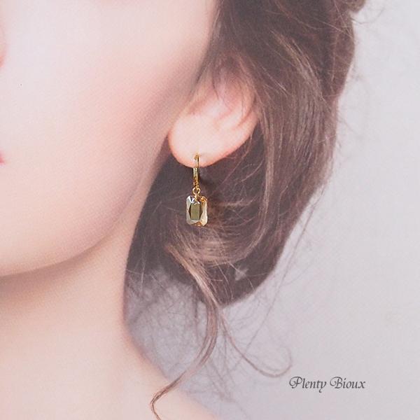 SWAROVSKI ライトグリーンエメラルドカットピアス 美品 未使用 楽天市場】スワロフスキー ピアス レディース Attract