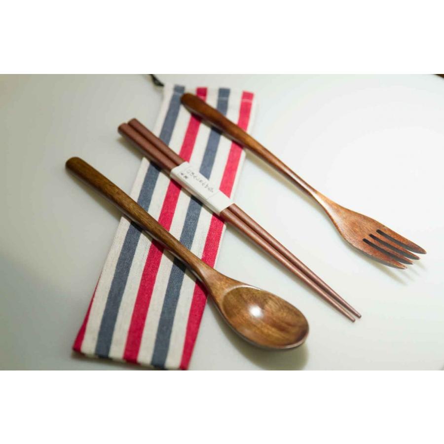 木のお箸セット くすのき 天然木製 箸 お箸 フォーク スプーン 木の箸 抗菌 弁当箱用 携帯用カトラリーセット 袋付き Doux Et Sourire 通販 Yahoo ショッピング