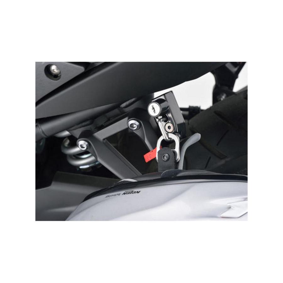 Daytona (デイトナ) ヘルメットホルダー/ YZF-R25/R3 15529 | DAYTONA（バイク用品） | 02
