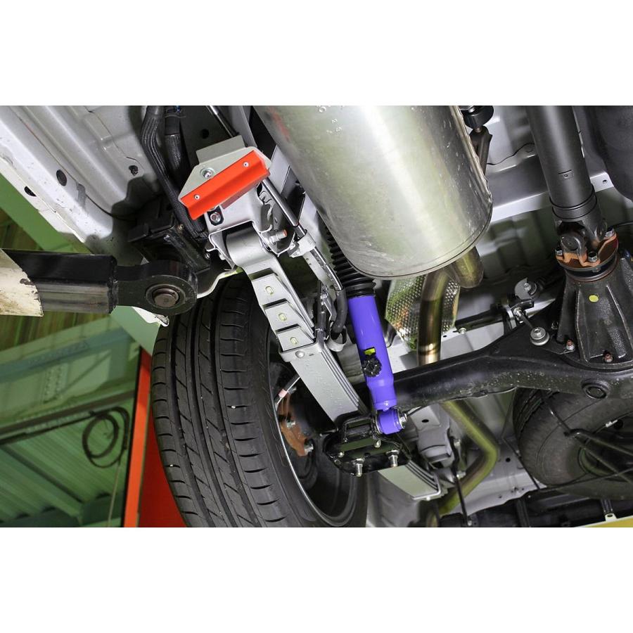 ディーキャトロ 4リン グランドエフェクターGE2 200系ハイエース 2/4WD KDH/TRH/GDH200 51415 |  | 01