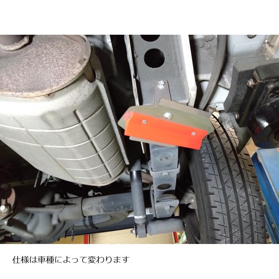 ディーキャトロ 4リン グランドエフェクターGE2 NV350キャラバン2WD標準幅(E26)リアヒーター付車不可 DGE2134R |  | 01