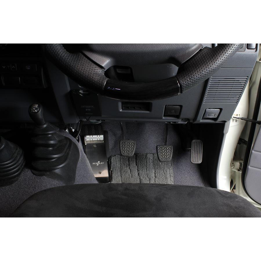 [特価品]ネオプロト 4リン フットレストバーNEO トヨタランドクルーザー70(GDJ76W/GRJ7#/HZJ7# 99/08-) NP73220 | NEOPLOT | 04