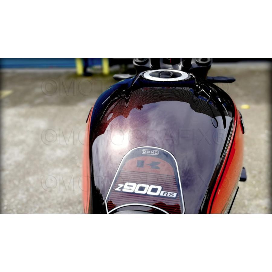 [特価品]モトグラフィックス タンクパッド＆リアテール BRN/BLK Z900RS 17-20 MT-TK026BB |  | 01