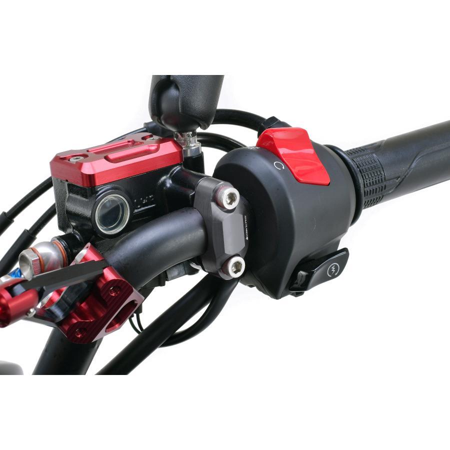 BIKERS (バイカーズ) マスターシリンダークランプ グレー DAX125 22-24 CT125 20-24 CBR250RR 17-24 PCX 10-25 C0065-GRY | BIKERS | 01