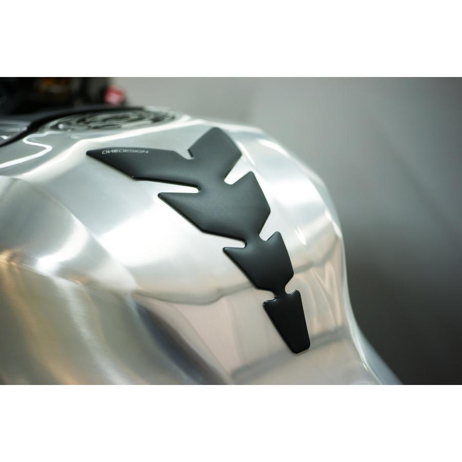 ワンデザイン タンクパッド ナロー ソフト マットブラック 223x134mm CGAN115P |  | 01