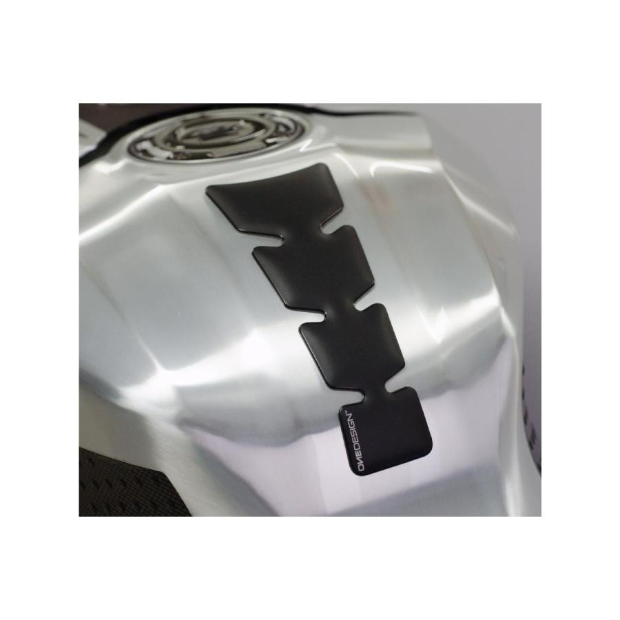 ワンデザイン タンクパッド ライン ソフト マットブラック 193x76mm CGAN116P |  | 01