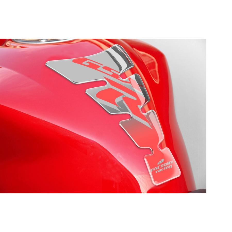 ワンデザイン タンクパッド GSX-R シルバー 213x128mm CGS24P |  | 01